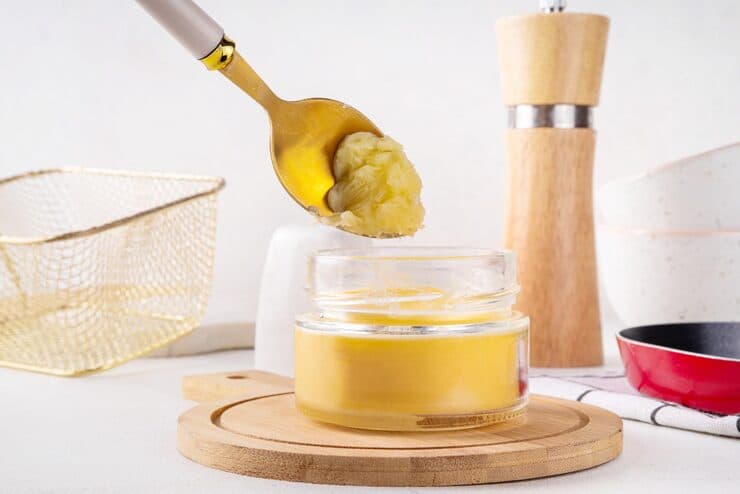 homemade ghee butter small glass jar 136595 — desi ghee nutrition article image